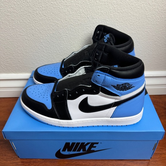 Nike Other - Air Jordan 1 Retro High OG UNC Toe Size 11